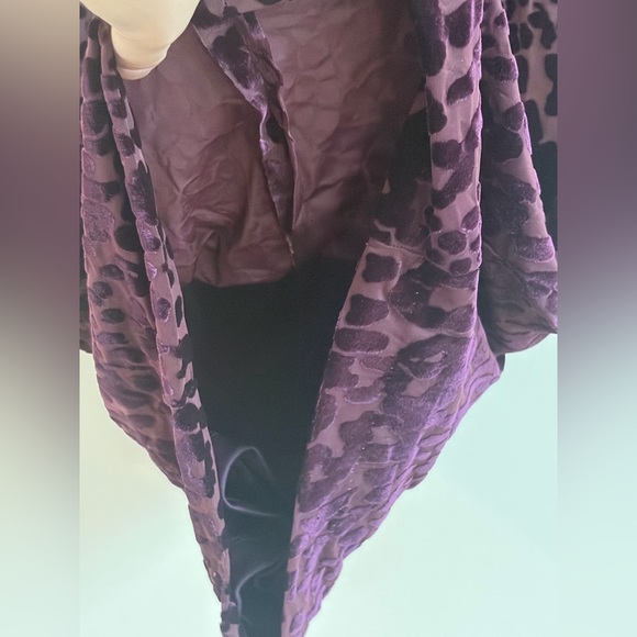 Cache Long Sleeve Dress in Purple and Black Animal Print - Picture 6 of 13